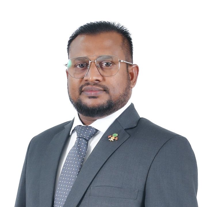 އަޒީމް އަބްދުލްއަޒީޒް