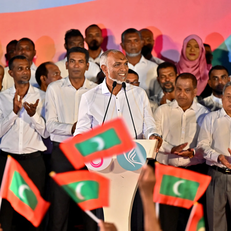 ހަރަކާތުގެ ތެރެއިން