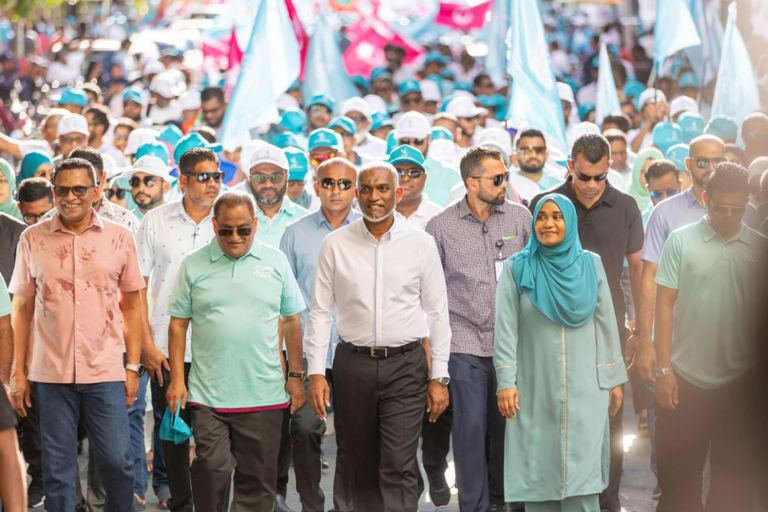 ހަރަކާތުގެ ތެރެއިން