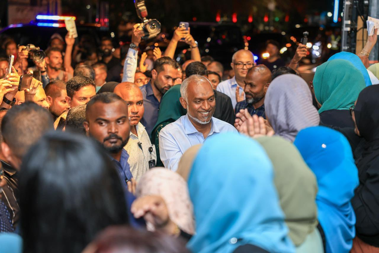 ހަރަކާތުގެ ތެރެއިން