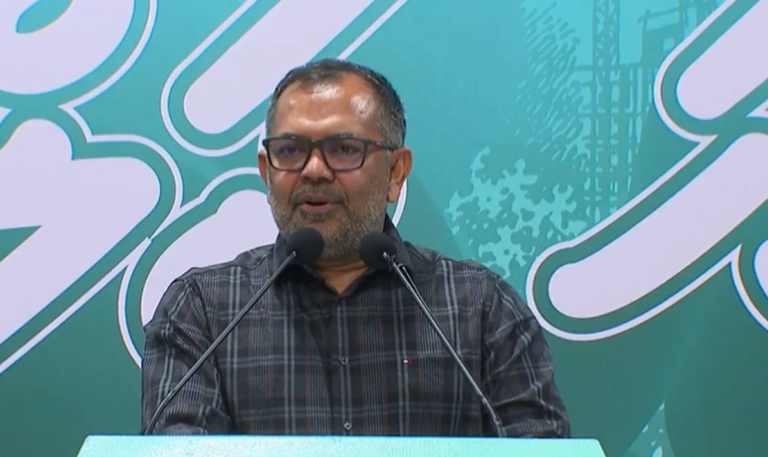 ރައީސް ޑރ.މުޢިއްޒާއެކު ޕީއެންސީގެ ފިކުރަށް ހިދުމަތްކުރެެއްވުމުގައި ދެމިހުންނަވާނެ ކަމުގެ ޔަގީންކަން ޒަމީރު ދެއްވައިފި